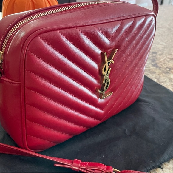 Saint Laurent Lou Quilted Camera Bag - Picture 2 of 4
